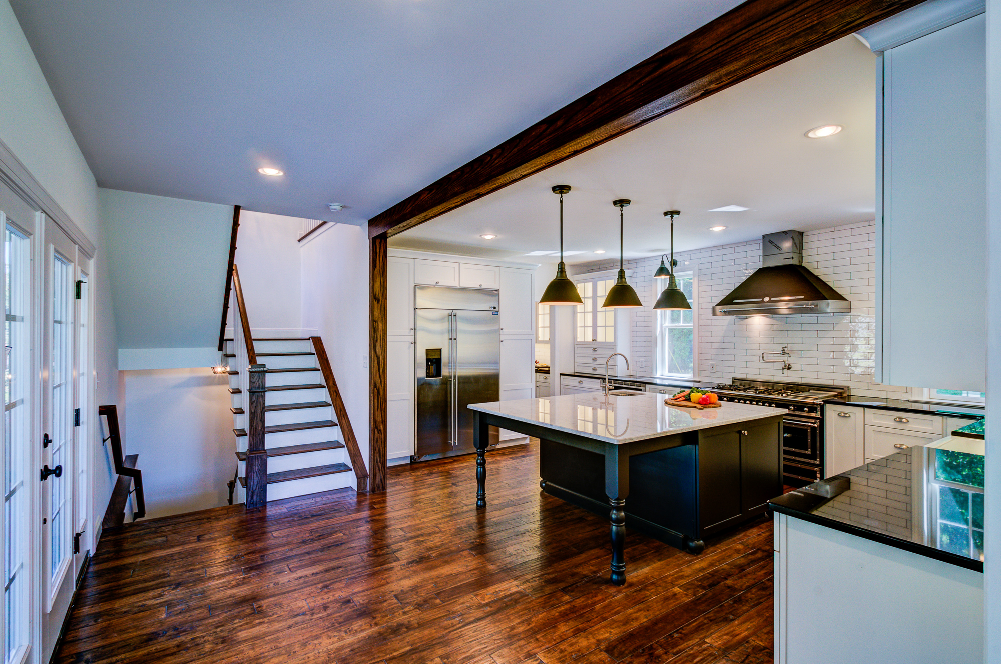 Farmhouse Elegance – Modern Upgrades